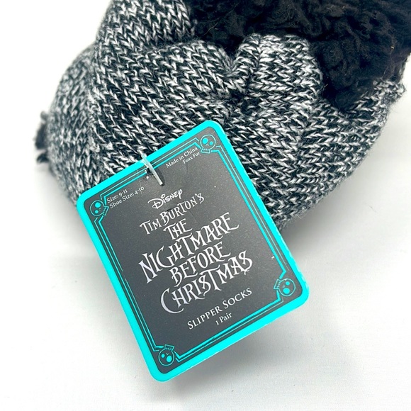 Women's Nightmare Before Christmas Pull-On Slipper Socks - Size 9-11 - Picture 3 of 5